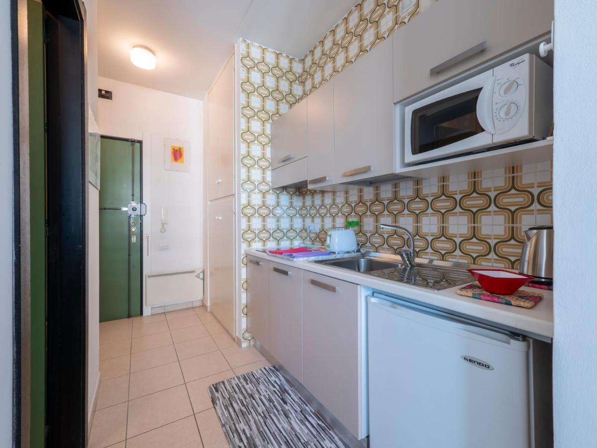 Mimose Little House Apartment มิซาโน อาดรีอาติโก ภายนอก รูปภาพ