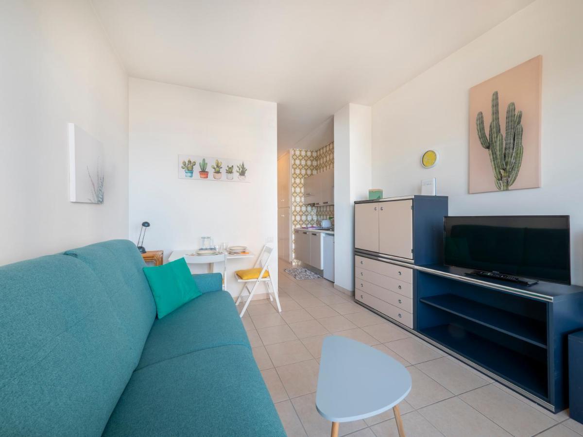 Mimose Little House Apartment มิซาโน อาดรีอาติโก ภายนอก รูปภาพ