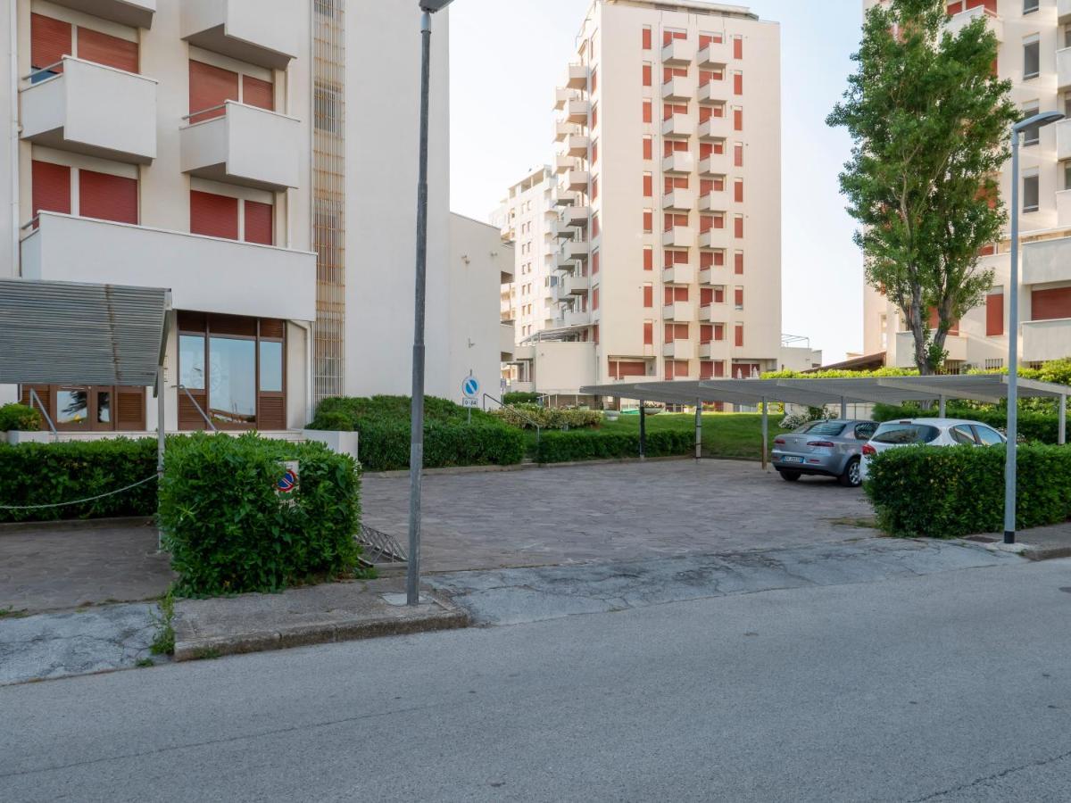 Mimose Little House Apartment มิซาโน อาดรีอาติโก ภายนอก รูปภาพ